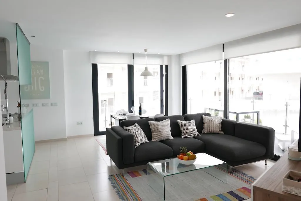Palmar White Apartment Arona