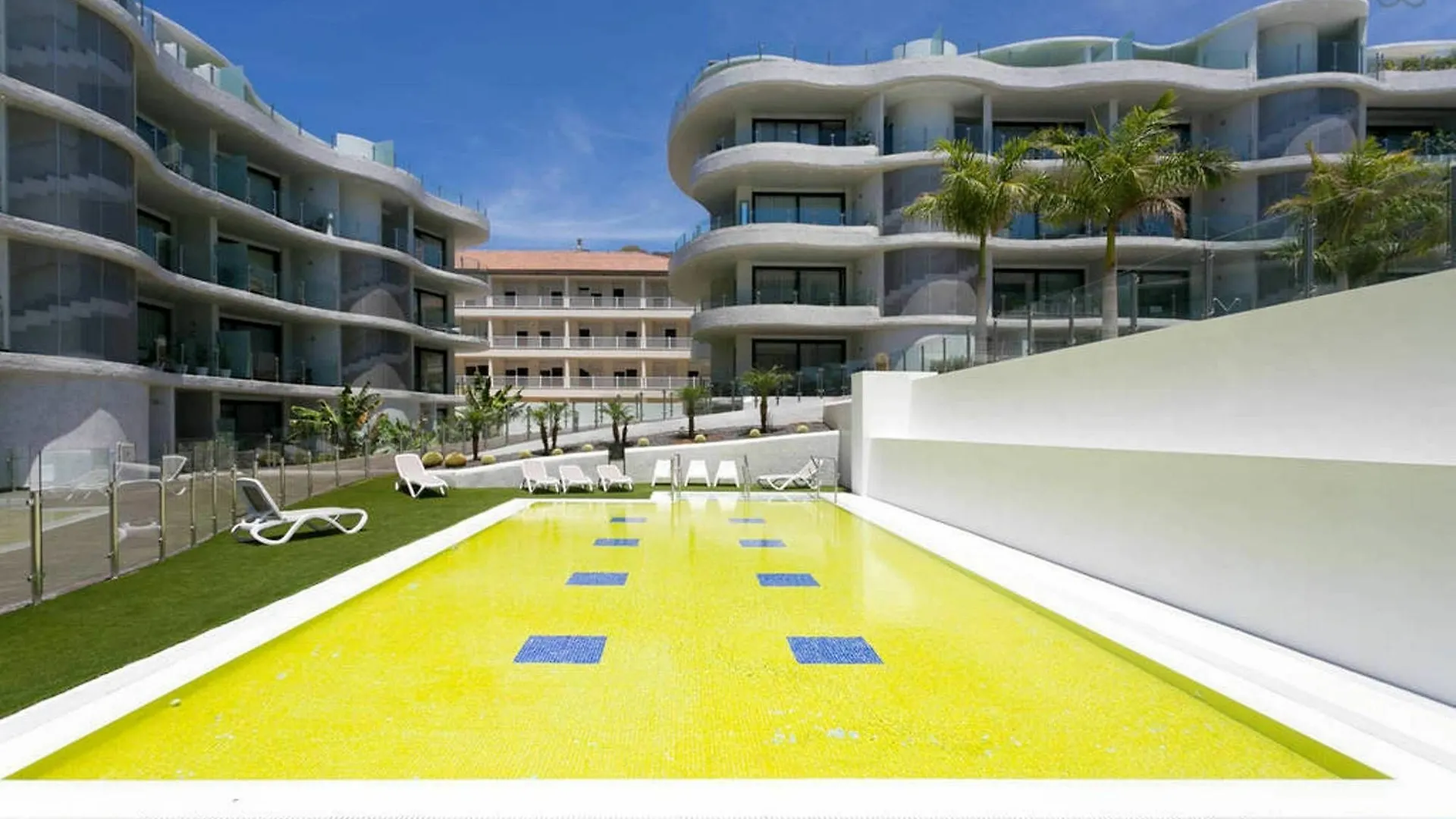 Palmar White Lägenhet Arona