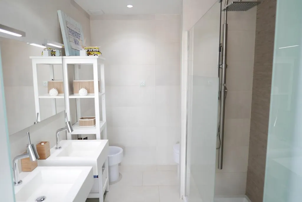 Palmar White Apartment Arona